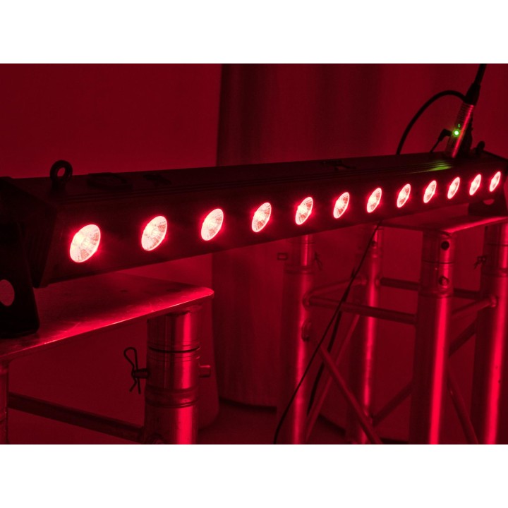 Eurolite - LED BAR-12 QCL RGB+UV Bar