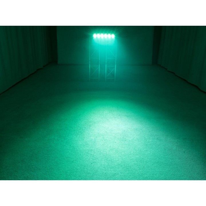 Eurolite - LED BAR-6 QCL RGB+UV Bar