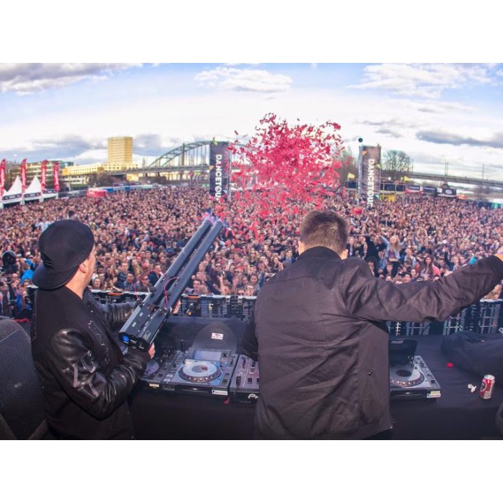 TCM FX - Confetti Gun