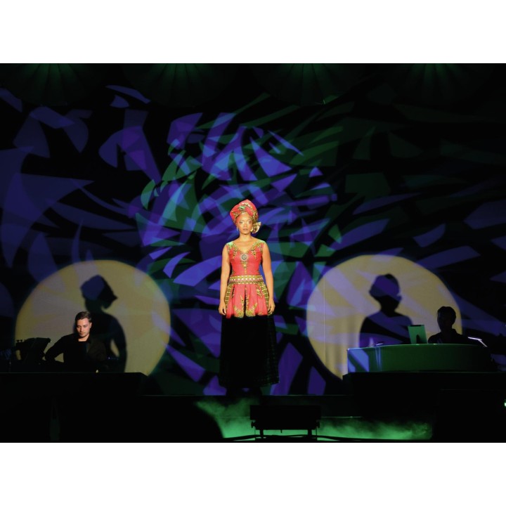 Eurolite - LED SL-600 DMX Search Light