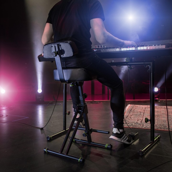 Gravity - FM SEAT1 BR