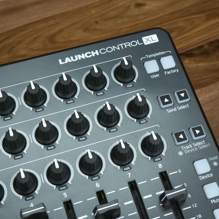 Novation - LAUNCH CONTROL XL MKII BLACK