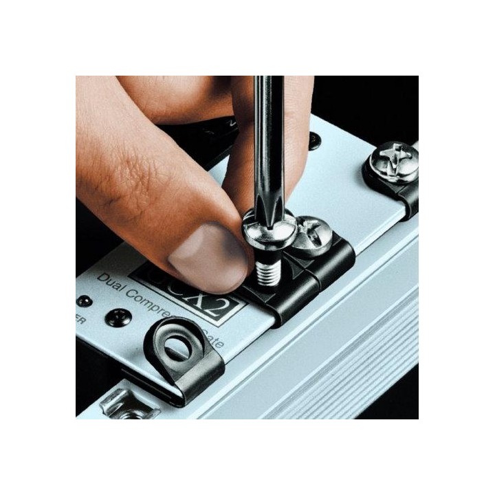 Adam Hall - 5635 - Viti - Racks / Custodie | Z-Bombilla