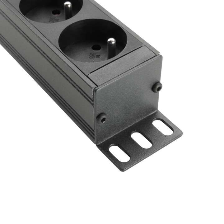 Adam Hall - 87478 - Power Distributor Monofásica 220V | Z-Bombilla