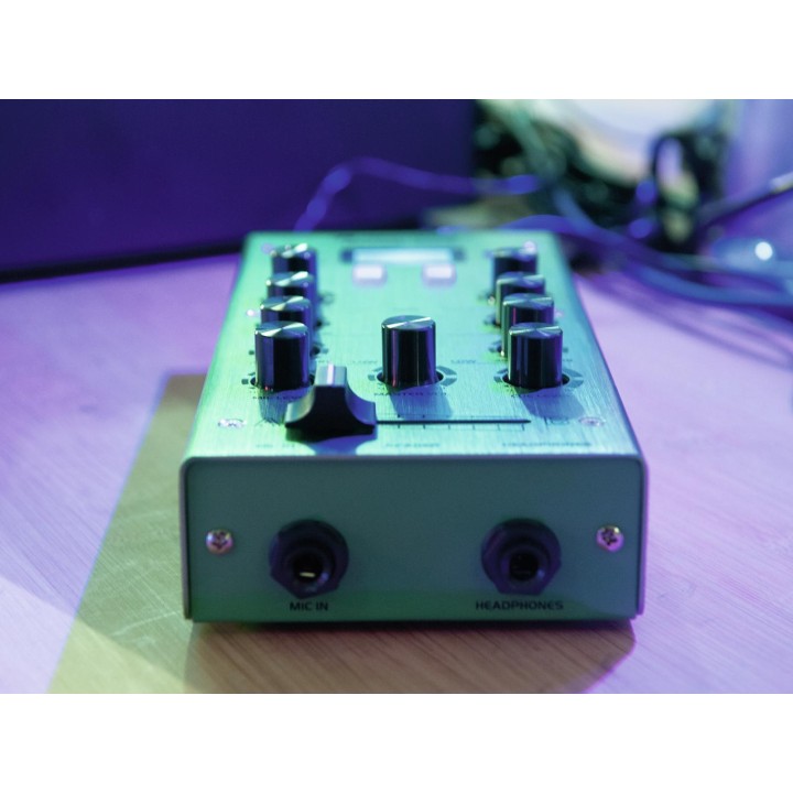 Omnitronic - GNOME-202P Mini Mixer green - Mesa de Mistura | Z-Bombilla