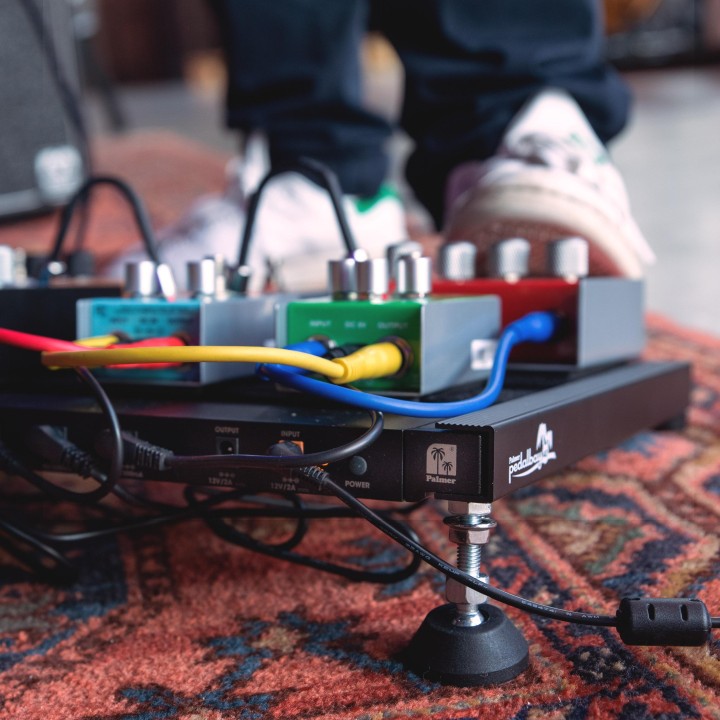 Adam Hall - WT PB 40 - Cells Batteries Power Suppy | Z-Bombilla