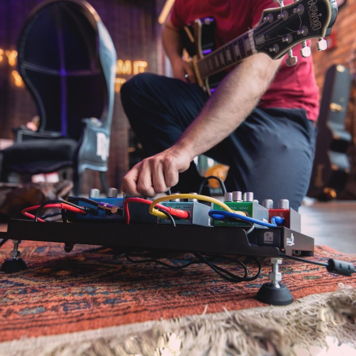 Adam Hall - WT PB 40 - Cells Batteries Power Suppy | Z-Bombilla