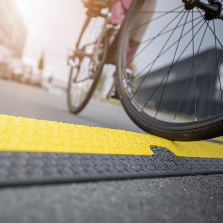 Defender - MICRO 2 - Cable Protectors | Z-Bombilla