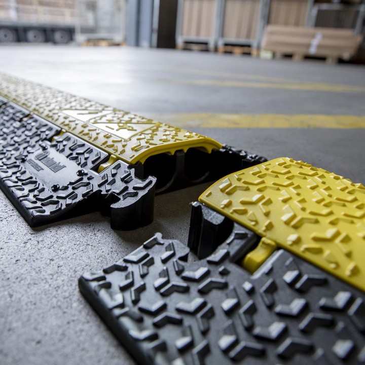 Defender - MICRO 2 - Cable Protectors | Z-Bombilla